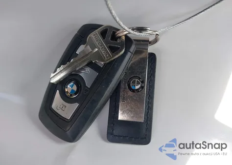 2016 BMW X3 xDrive28I z USA, uszkodzony, nr VIN 5UXWX9C58G0D94991